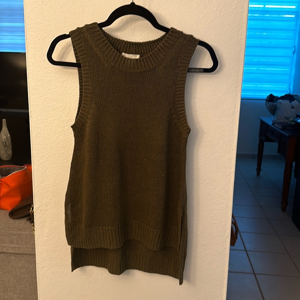 H&M sweater vest